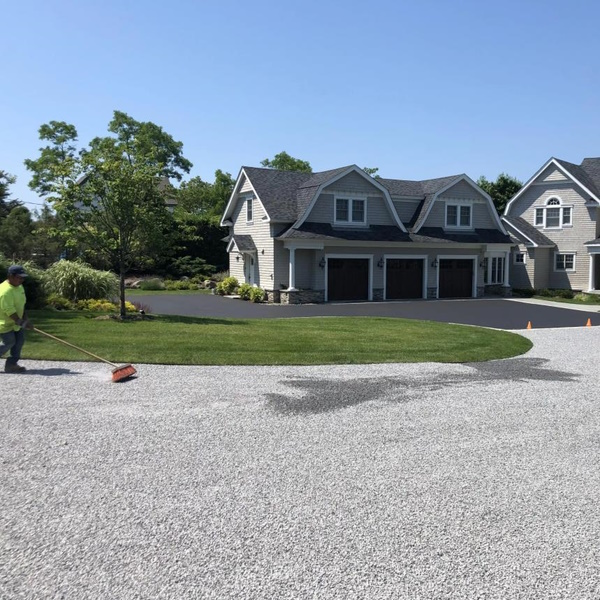 Oil and Stone Driveway Installation Services